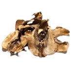 پوست خشک داخل گردو